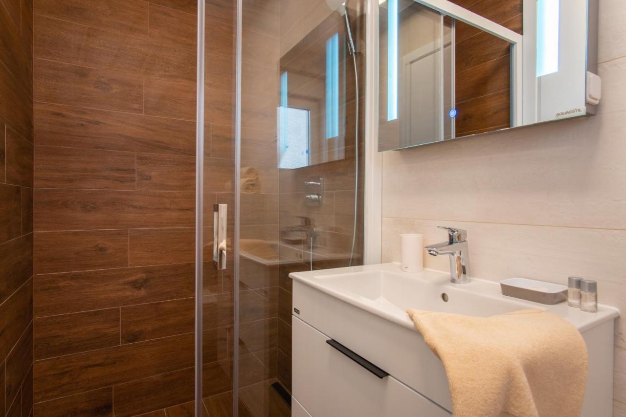 Apartments Mandre II ภายนอก รูปภาพ